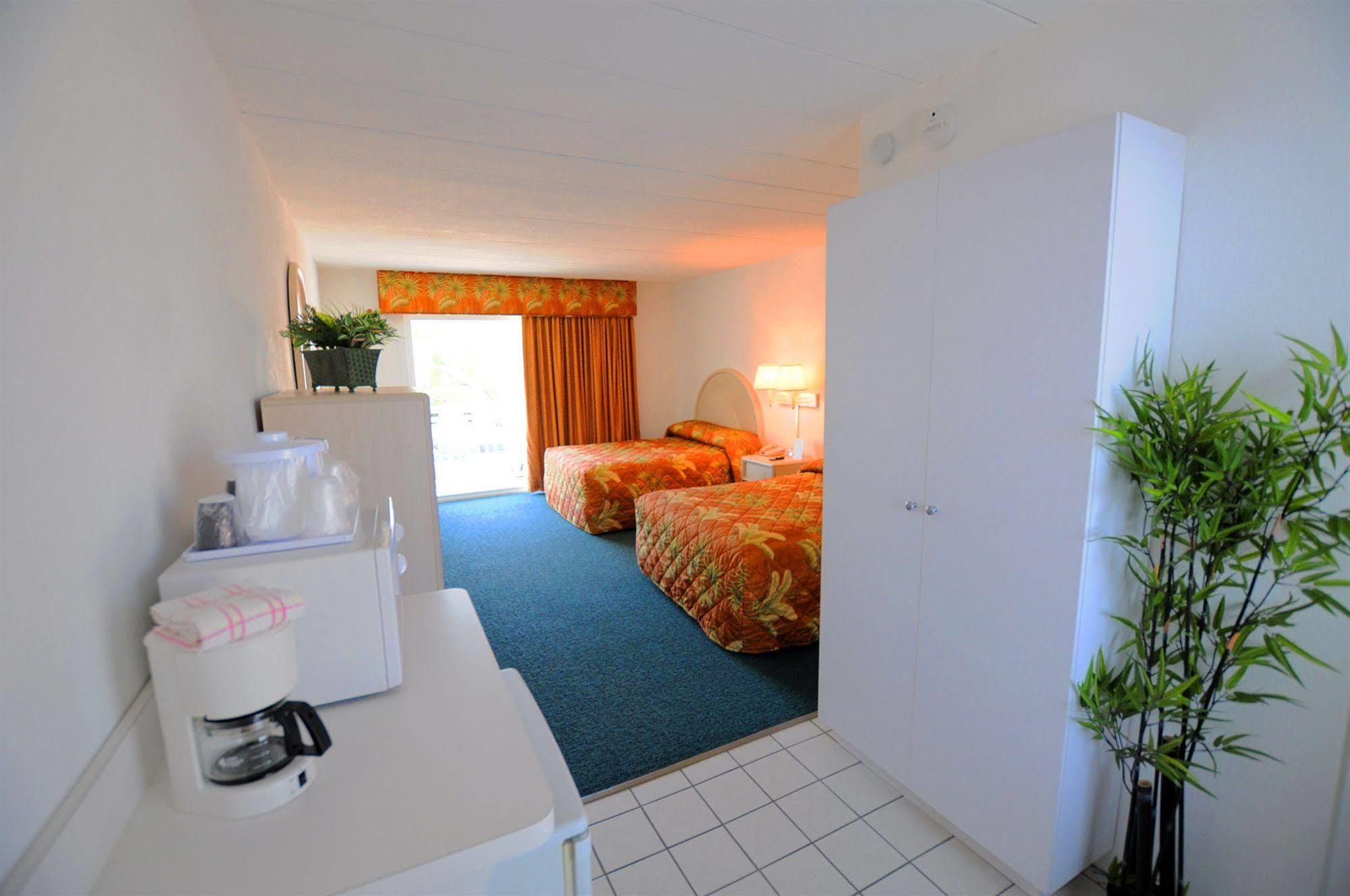 Riviera Resort & Suites ไวลด์วูด ภายนอก รูปภาพ